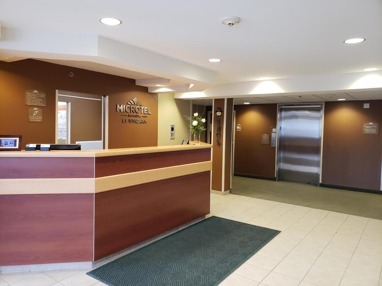 Microtel Inn & Suites By Wyndham Dover New Hampshire Exteriör bild